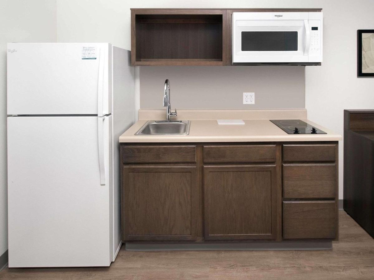 Woodspring Suites Toledo Maumee Εξωτερικό φωτογραφία