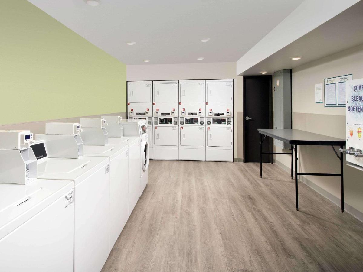 Woodspring Suites Toledo Maumee Εξωτερικό φωτογραφία